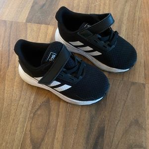 Toddlers adidas size 6